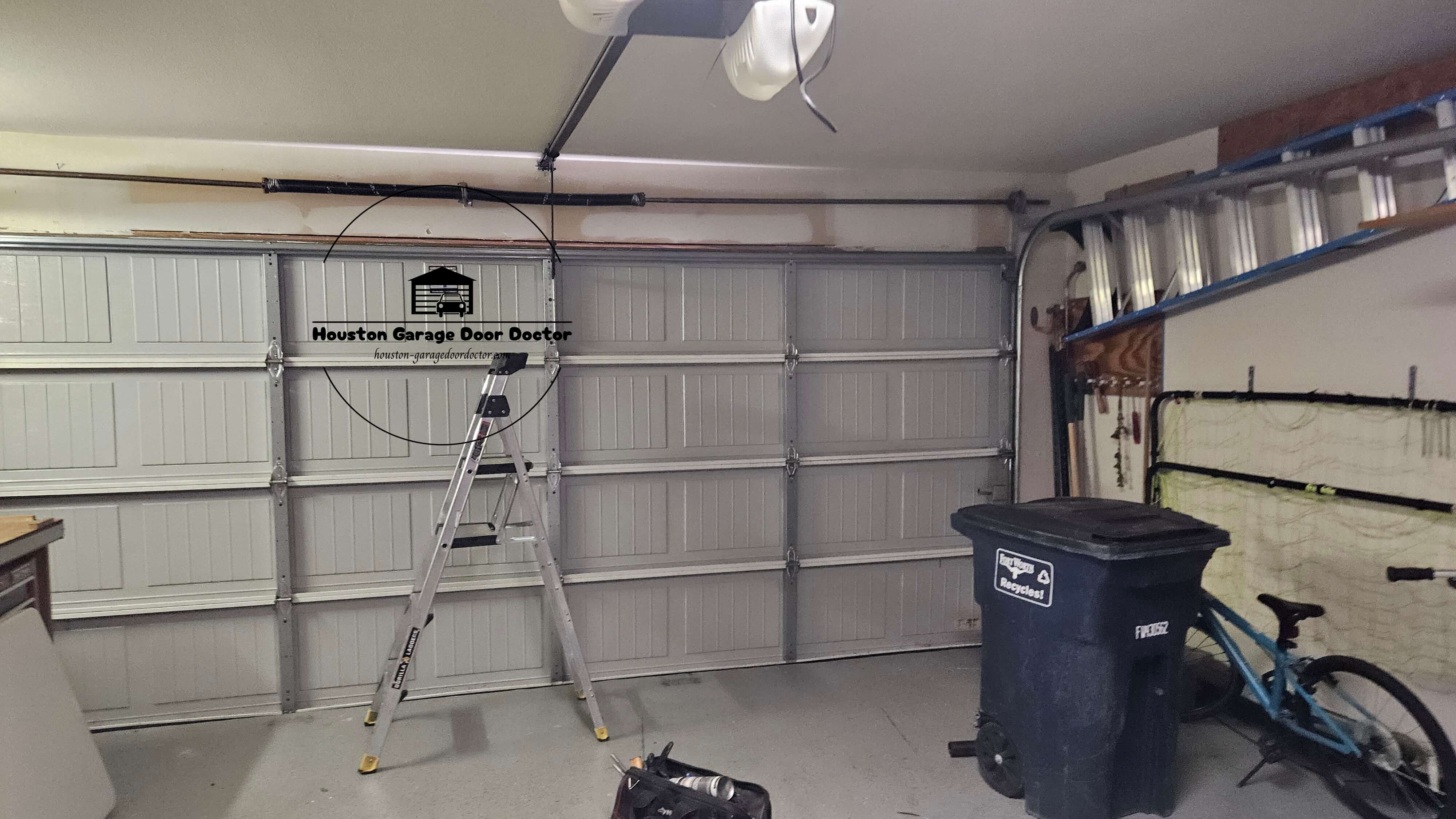 houston-garagedoordoctor.com_new_garage_door_spring_replacement