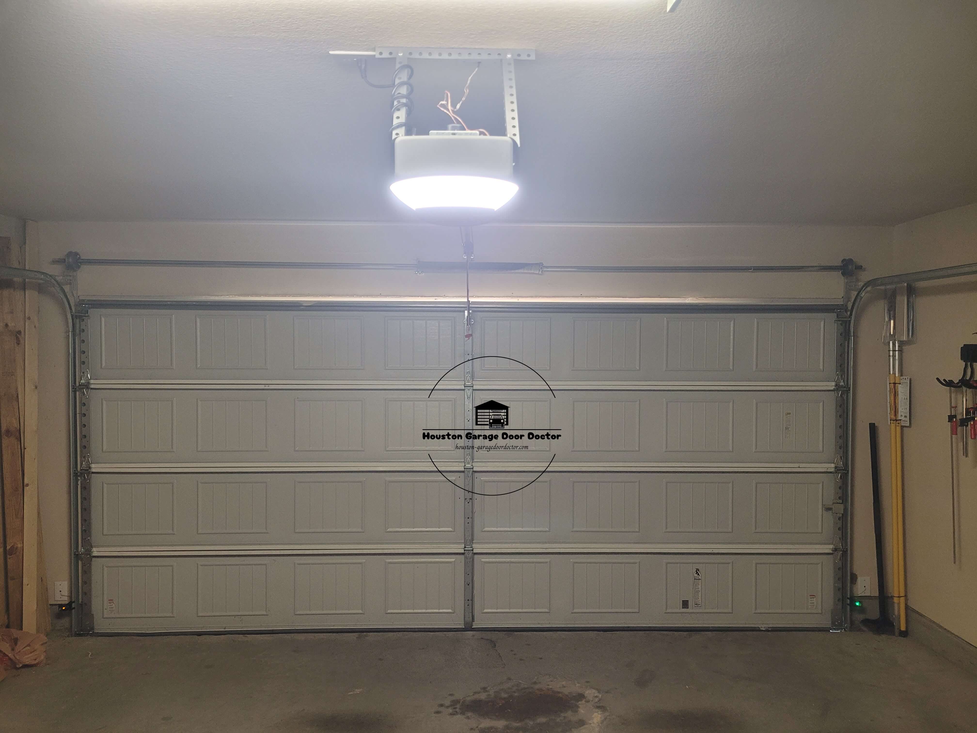 houston-garagedoordoctor.com_new_liftmaster_87504_garage_door_opener_install